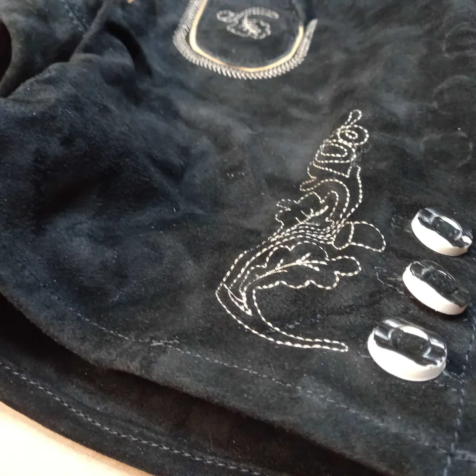 DESIGNER BLACK/TAN BUTTON DETAILED YODLER LEDEHOSEN 