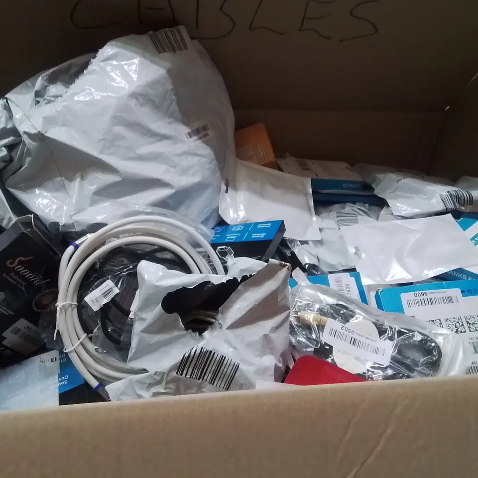 PALLET CONTAINING A LARGE QUANTITY OF CABLES