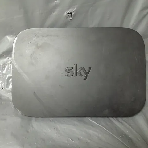 SKY EM150 Q MINI BOX