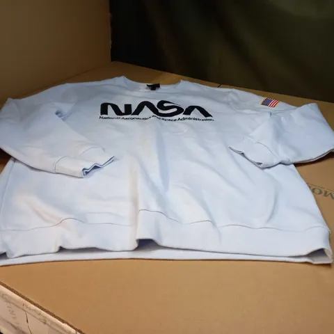 H&M PALE BLUE/NASA LOGO SWEATER - XL