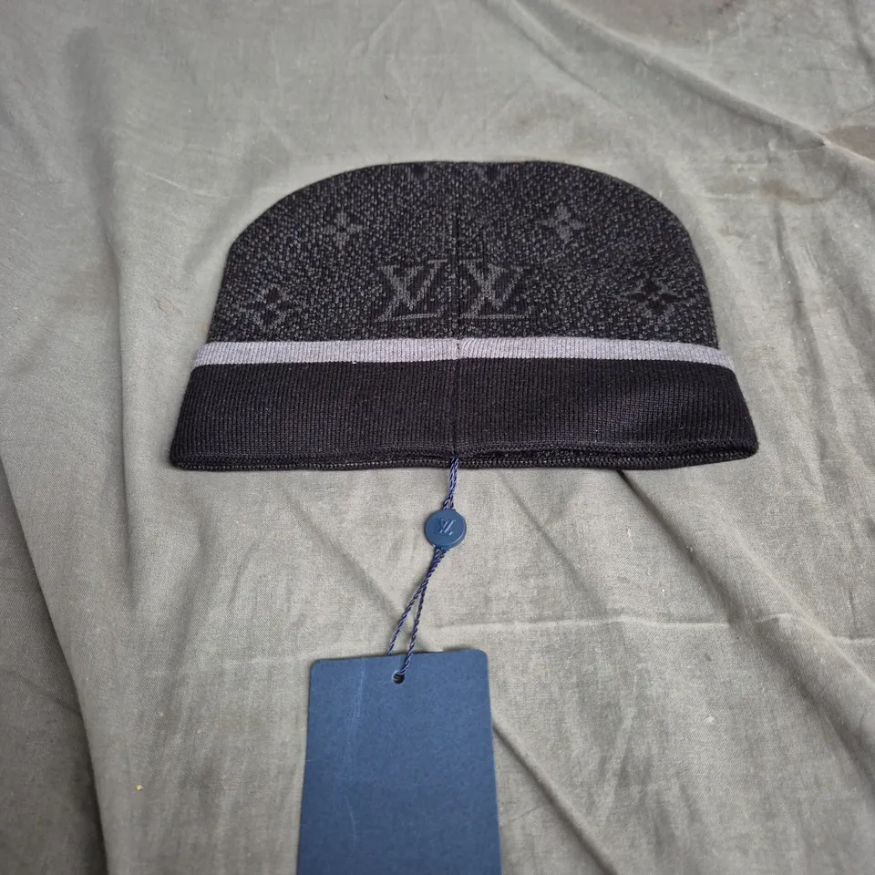 LOUIS VUITTON KNIT BEANIE HAT – BLACK MONOGRAM WITH LV TAG