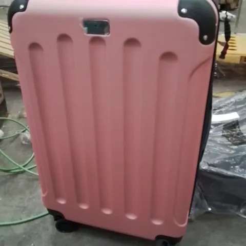 LUGG TRAVEL SUITCASE ROSE GOLD