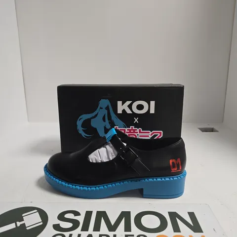 KOI X HATSUNE MIKU TALE MARY JANES SHOES – BLACK LEATHER WITH BLUE PLATFORM SOLE UK SIZE 10
