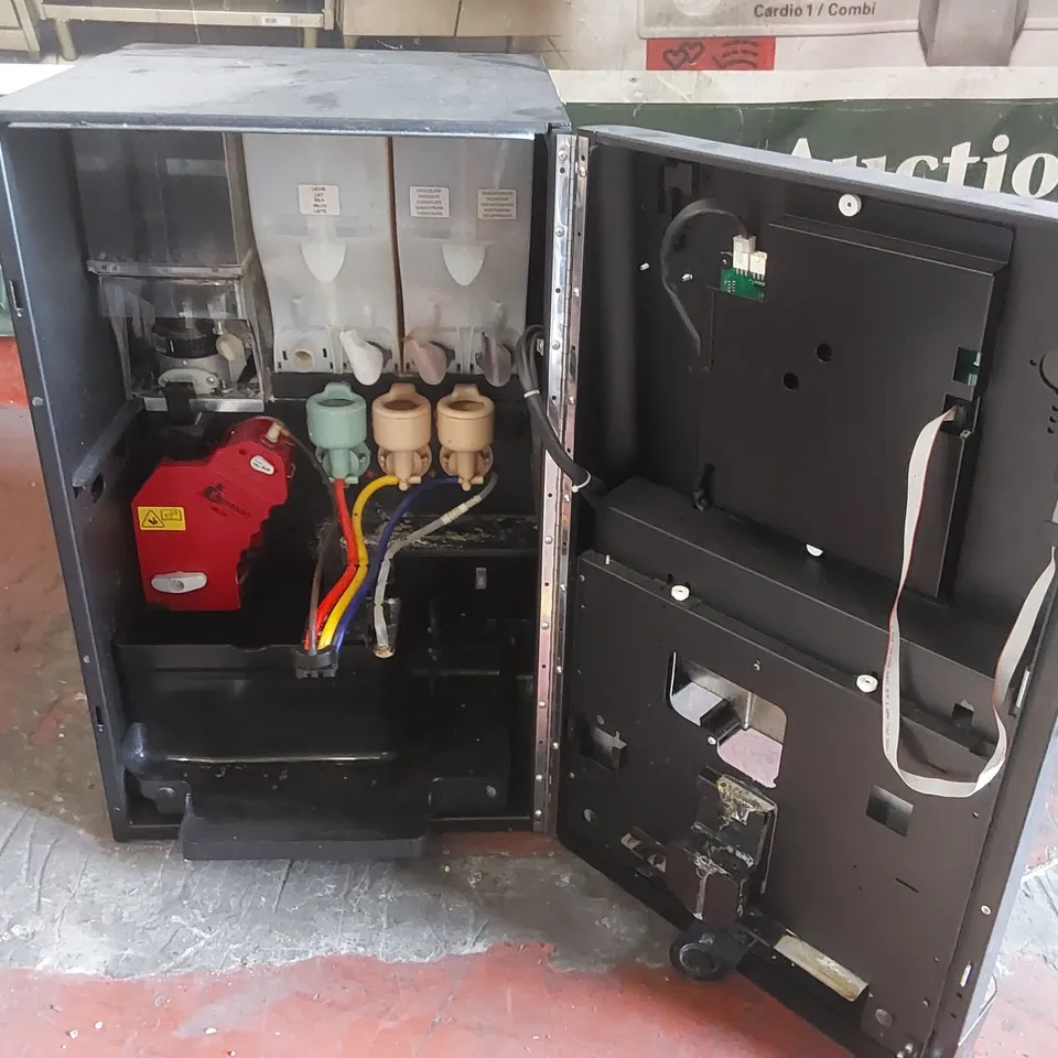 AZKOYEN VITRO S5 COMMERCIAL COFFEE MACHINE 