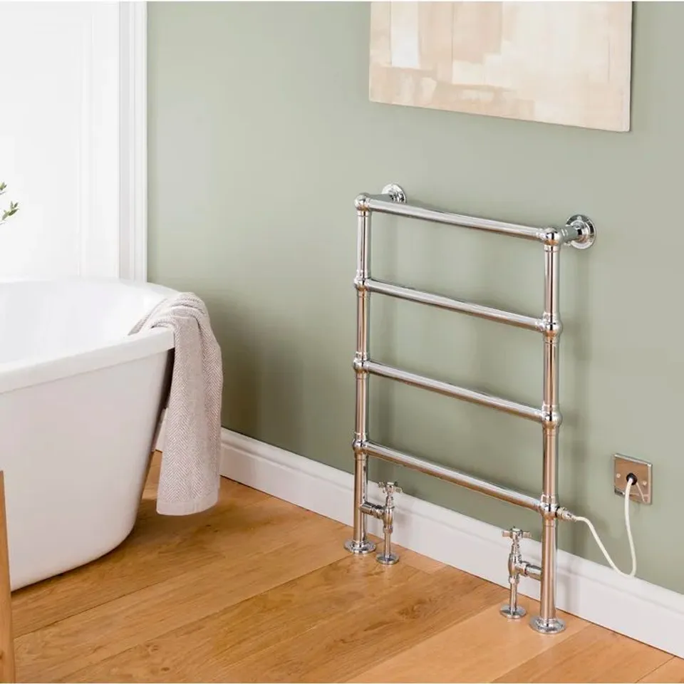 BOXED SALLIE VERTICAL TRADITIONAL TOWEL RAIL (1 BOX)