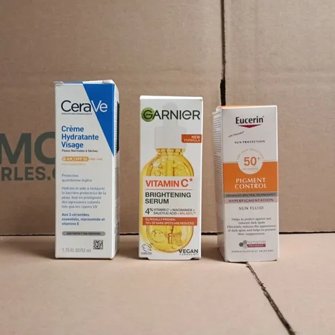 APPROXIMATELY 20 ASSORTED COSMETIC ITEMS TO INCLUDE CERAVE, GARNIER, ETC - COLLECTION ONLY