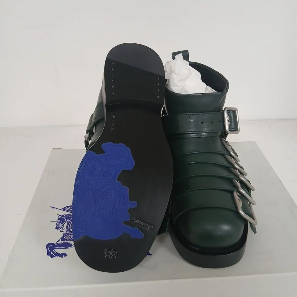BURBERRY GREEN LEATHER BUCKLED ANKLE BOOTS, UK 5 (EU 38)