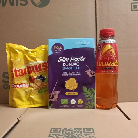 APPROXIMATELY 10 ASSORTED FOOD AND DRINK ITEMS TO INCLUDE LUCOZADE, STARBURST, ETC