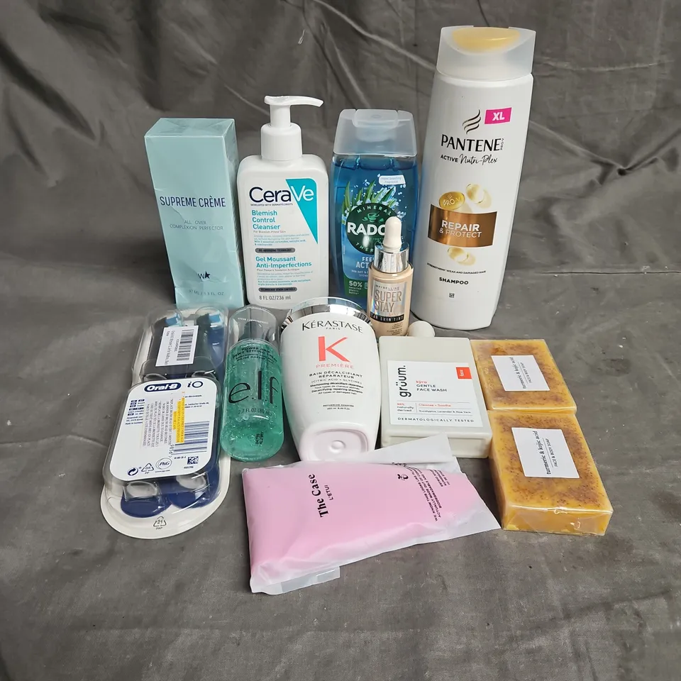 APPROXIMATELY 20 ASSORTED HEALTH & BEAUTY PRODUCTS TO INCLUDE - ELF SETTING SPRAY - KERASTASE REPAIRING SHAMPOO - CERAVE BLEMISH CONTROL CLEANSER - ETC