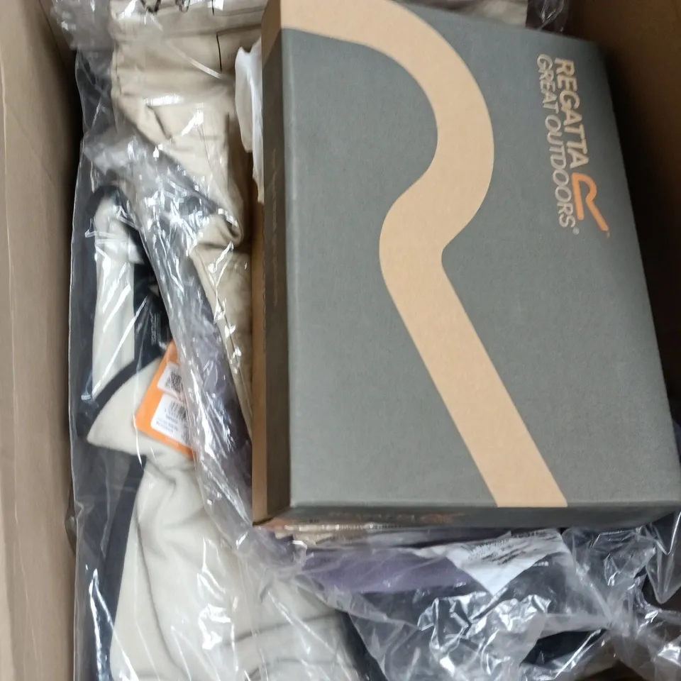 BOX OF APPROXIMATELY 26 BRAND NEW ASSORTED REGATTA CLOTHING ITEMS IN VARIOUS STYLES , COLOURS AND SIZES INCLUDING MALAND COAT AND OKARA COAT