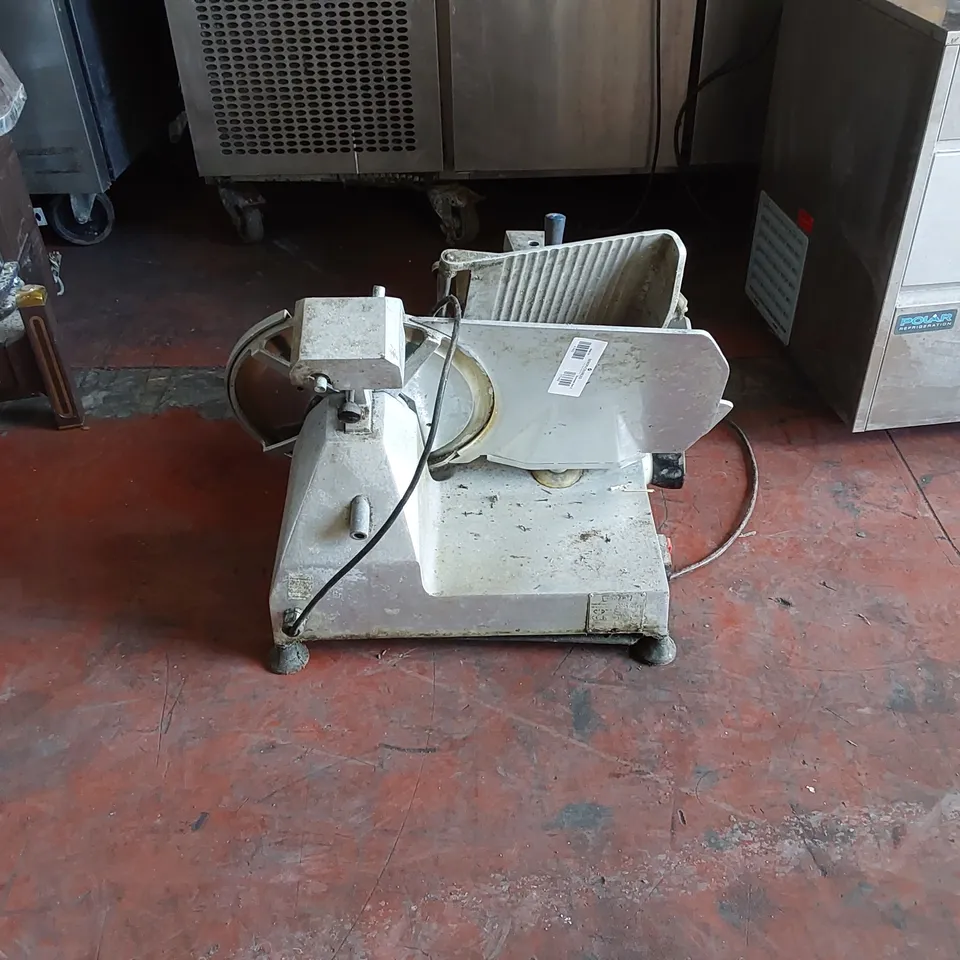 HOBART GLE300 SLICER
