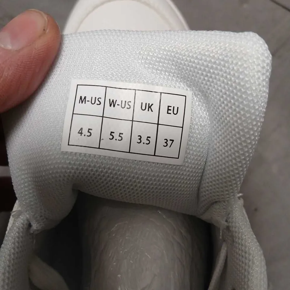 CONZURI WHITE LEATHER HIGH-TOP SNEAKERS – UK 3.5 (EU 37) – BOXED