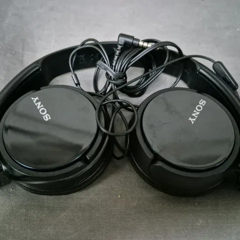 BOXED SONY MDR-ZX310AP STEREO HEADPHONES IN BLACK