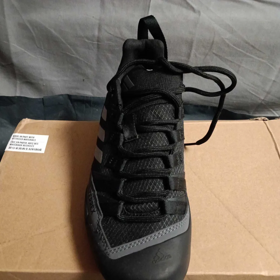 BOXED PAIR OF ADIDAS TERREX SWIFT SOLO 2 TRAINERS – UK SIZE 6
