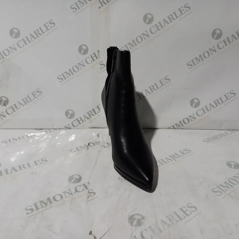 PAIR OF RUTH LANGSFORD PLATFORM LEATHER ANKLE BOOTS IN BLACK UK SIZE 3