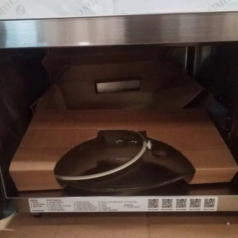 BOXED PANASONIC NN-CD58RS STAINLESS STEEL 27L SLIM INVERTER MICROWAVE WITH GRILL, OVEN & AIR FRY - 1000W