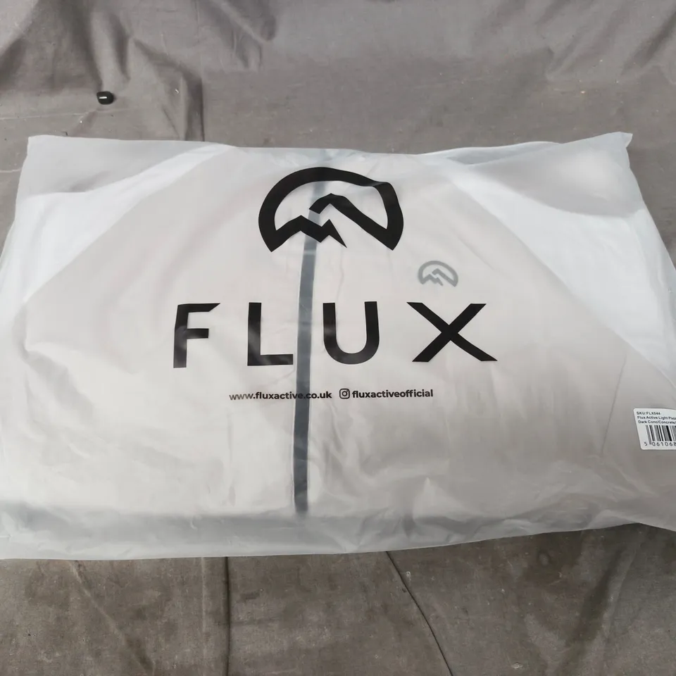 FLUX ACTIVE LIGHT PADDED JACKET – DARK CONCRETE/SILVER – UK L