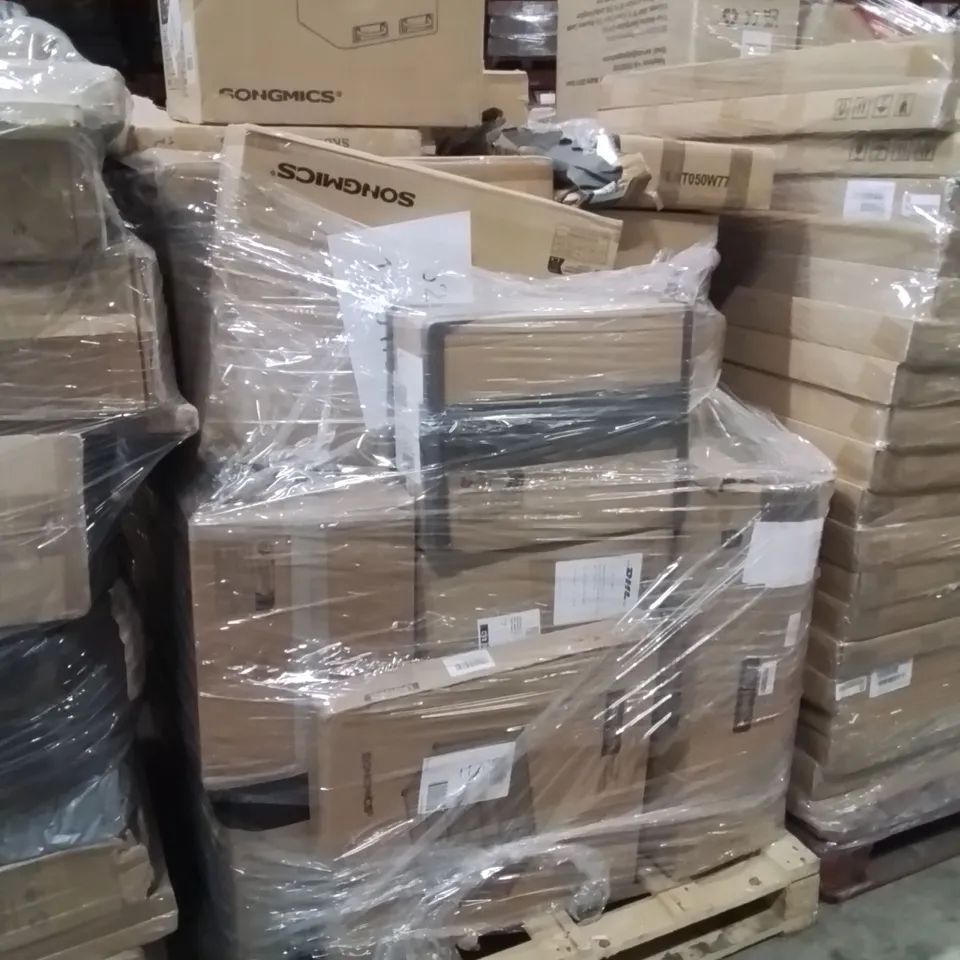 PALLET OF ASSORTED HOUSEHOLD GOODS AND PRODUCTS TO INCLUDE;STORAGE BENCH,TRASH CAN,JEWELLERY BOX