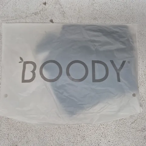 BAGGED BOODY FULL BUST WIRELESS BRA IN BLACK SIZE SMALL