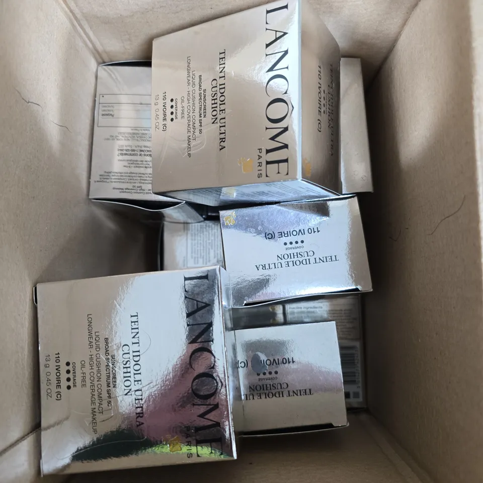 APPROXIMATELY 10 LANCOME COMPACT LIQUID CUSHION - 110 IVOIRE 