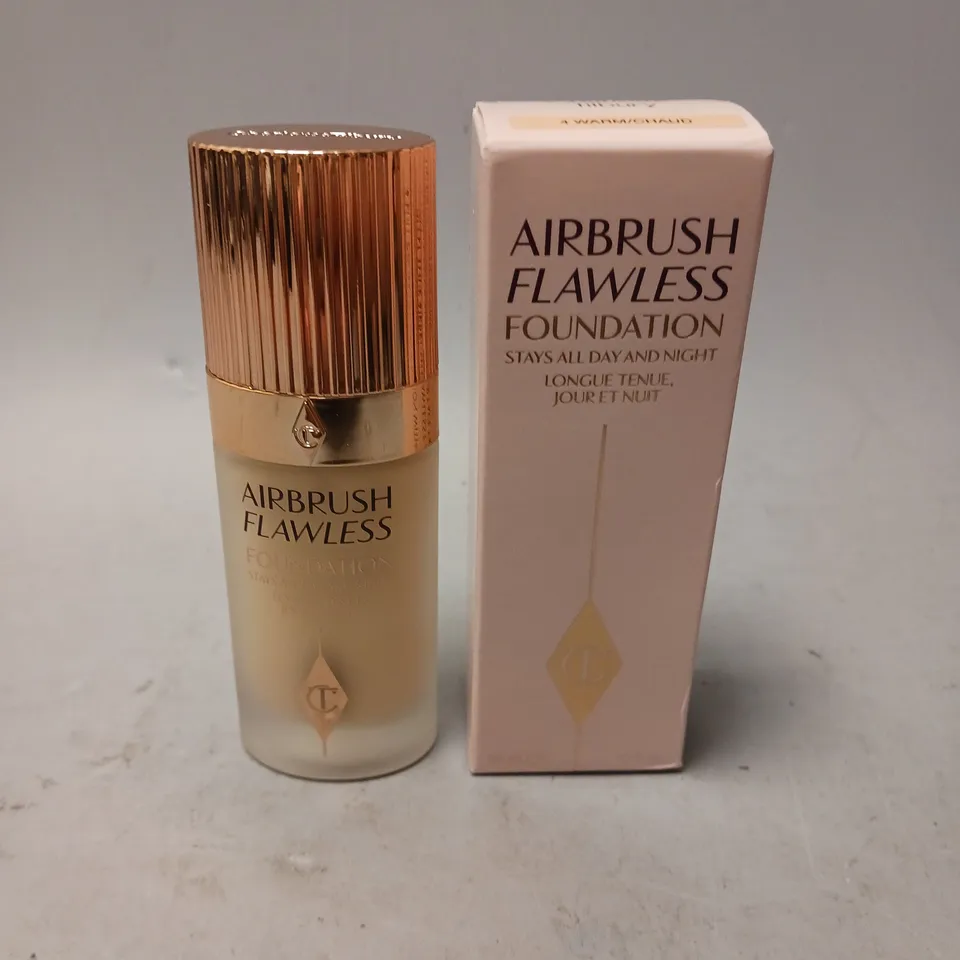 BOXED CHARLOTTE TILBURY AIRBRUSH FLAWLESS FOUNDATION IN 4 WARM/CHAUD 30ML