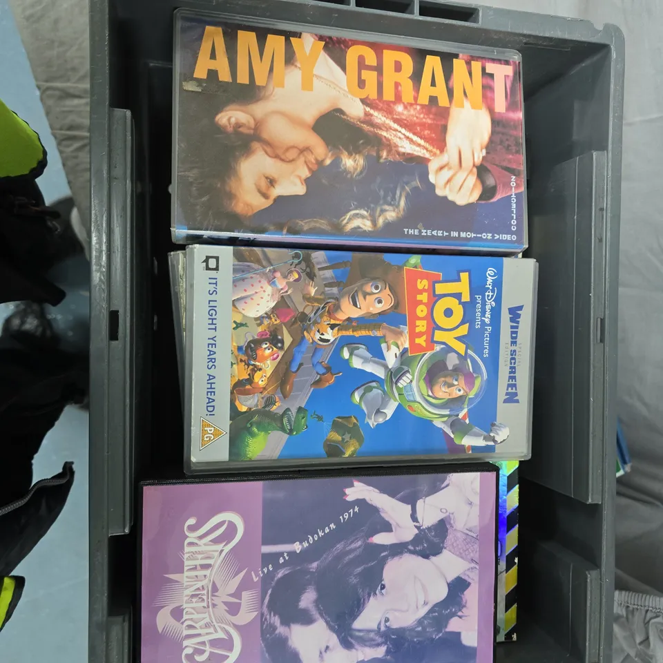 BOX OF APPROXIMATELY 10 ASSORTED VHS TAPES TO INCLUDE MY LITTLE PONY AND TOY STORY