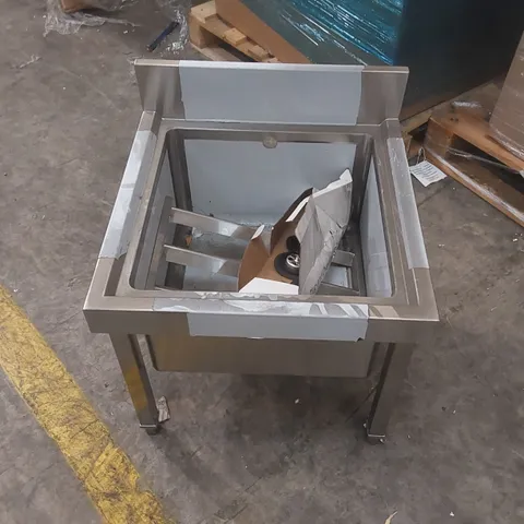 COMMERCIAL STAINLESS STEEL SINK
