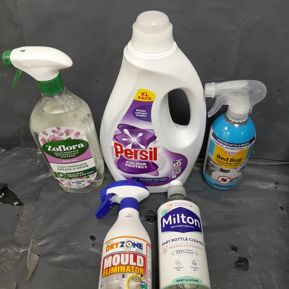 APPROXIMATELY 10 ASSORTED CLEANING PRODUCTS TO INCLUDE MOULD CLEANER, PERSIL, BABY BOTTLE CLEANER ETC - COLLECTION ONLY 