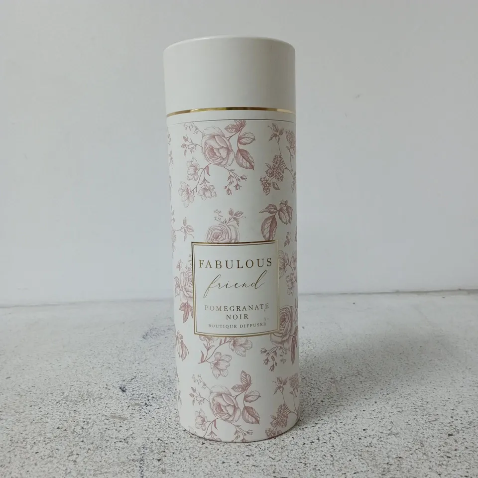 LESSER AND PAVEY HEARTS DESIGNS FABULOUS FRIEND POMEGRANATE NOIR BOUTIQUE DIFFUSER
