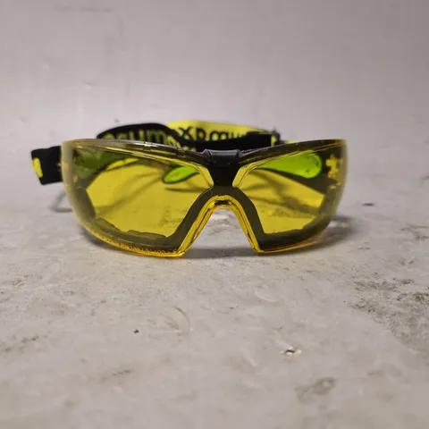 BRYMAX SAFETY GLASSES WITH STRAP 