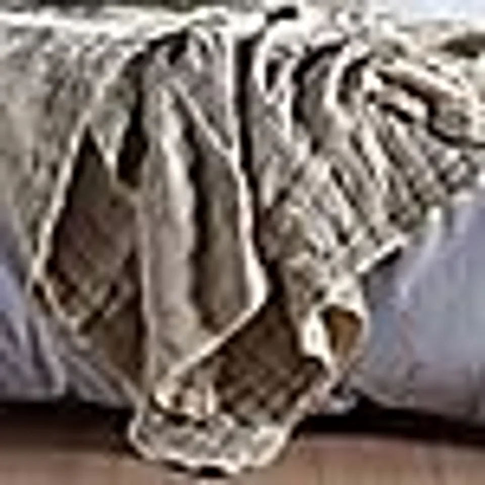 SECRET LINEN STORE VIVIENNE  100% COTTON QUILTED THROW NATURAL DOUBLE