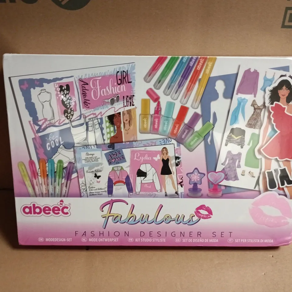 SEALED ABEEC FABULOUS FASHION DESIGNER SET – FASHION DESIGN ACTIVITY KIT FOR KIDS