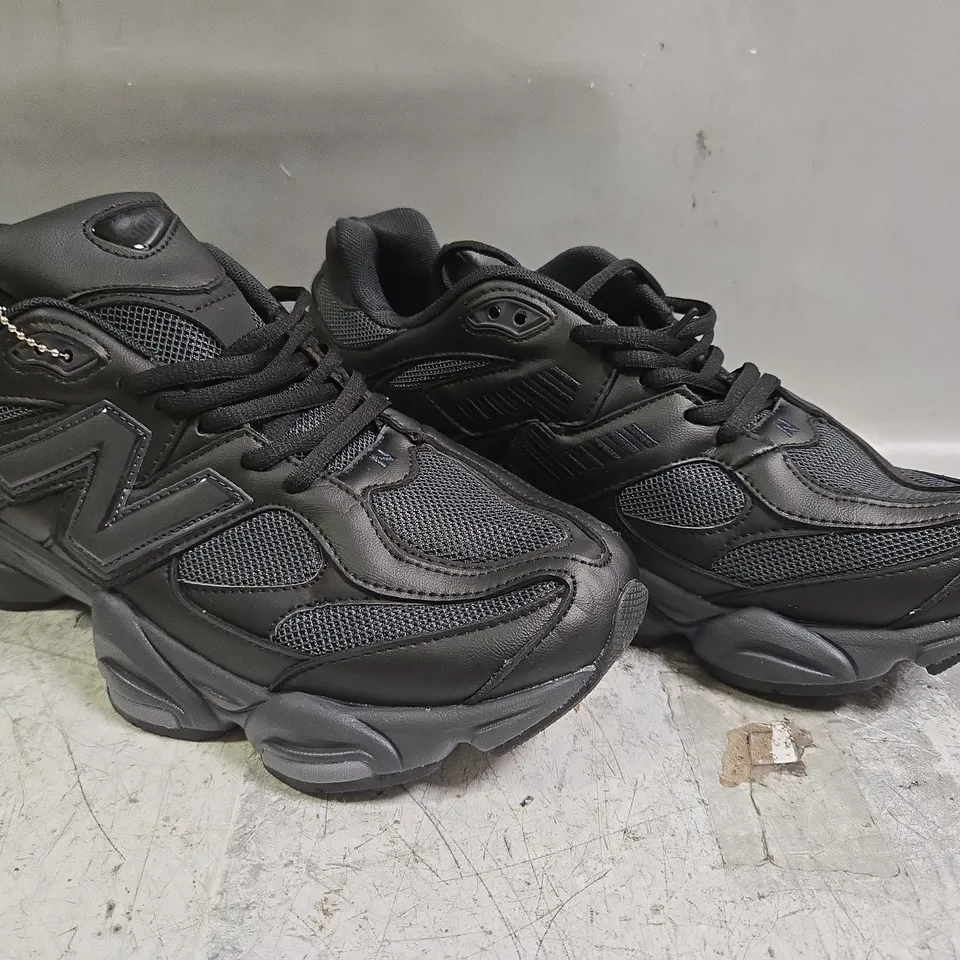 PAIR OF NEW BALANCE 9060 TRAINERS IN BLACK SIZE UK 10.5