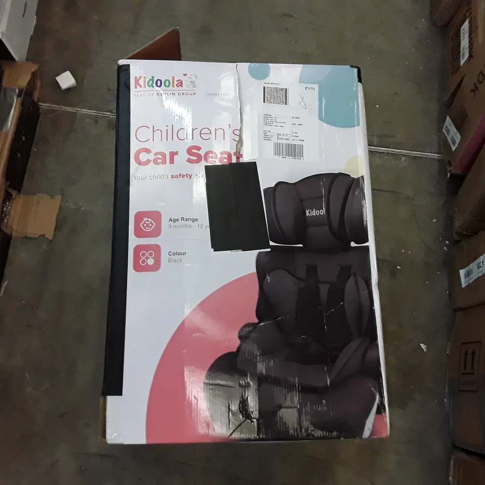 BOXED KIDOOLA CHILDREN'S CAR SEAT - BLACK 