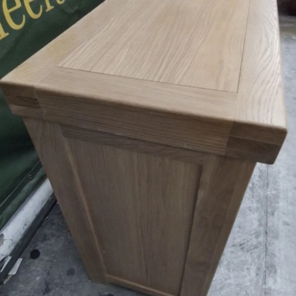 DESIGNER OREGANO EXTRA LARGE SIDEBOARD 