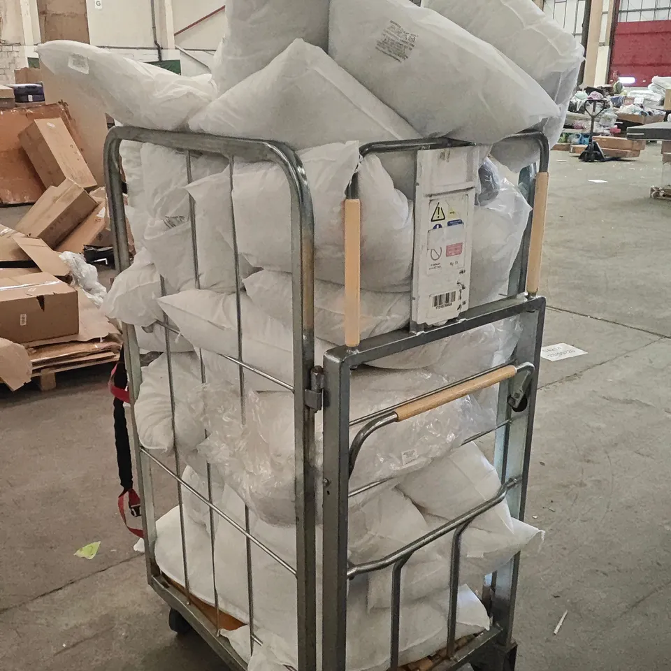 CAGE OF ASSORTED HOME FABRIC ITEMS TO INCLUDE DUVET AND CUSHION INSERTS