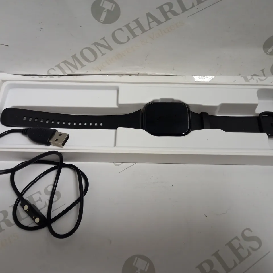 BOXED SMART WATCH FITNESS TRACKER - BLACK WITH RUBBER STRAP