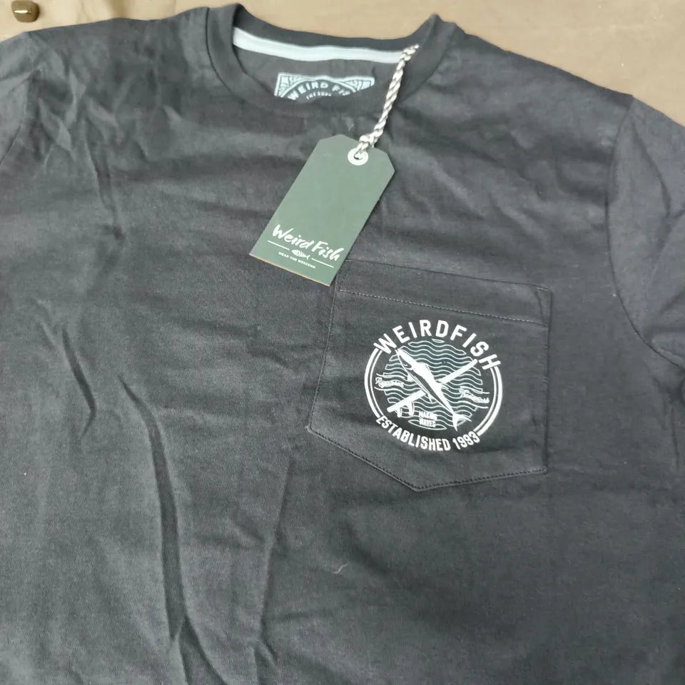 WEIRD FISH T-SHIRT - SIZE S