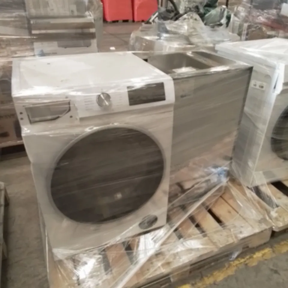 HISENSE WDQY1014EVJM 60CM FREESTANDING 10KG FRONT AND RUSSELL HOBBS 33 BOTTLE WINE COOLER BLACK