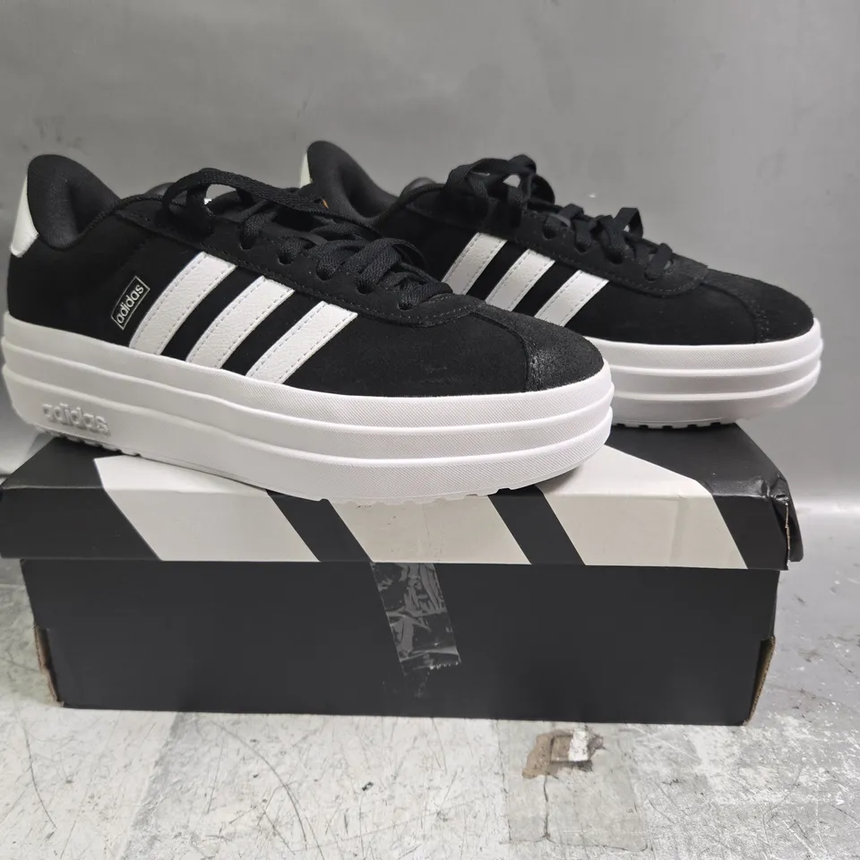 BOXED PAIR OF ADIDAS VL COURT BOLD SHOES IN BLACK/WHITE SIZE UK 4.5