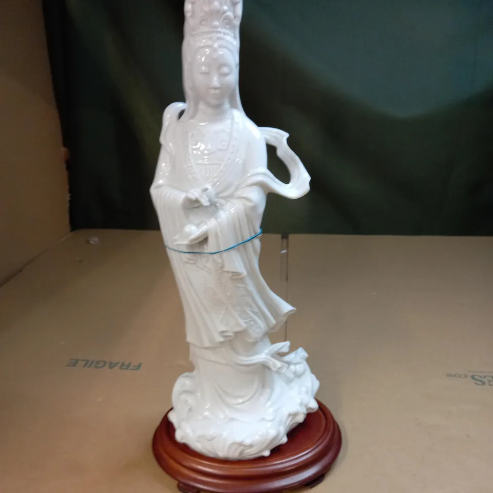 KUAN GODDESS OF HEAVEN FIGURINE 
