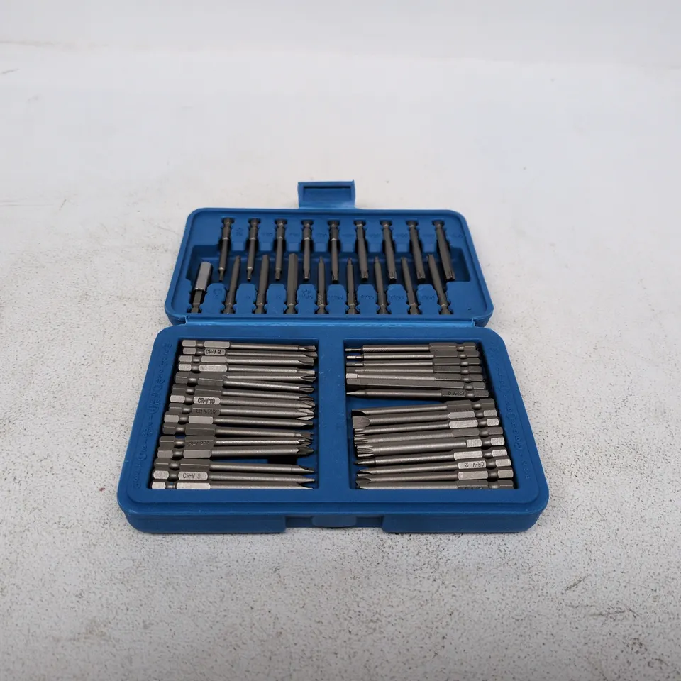 BLUE PLASTIC TOOL CASE WITH DRILL BIT & SCREWDRIVER BIT SET