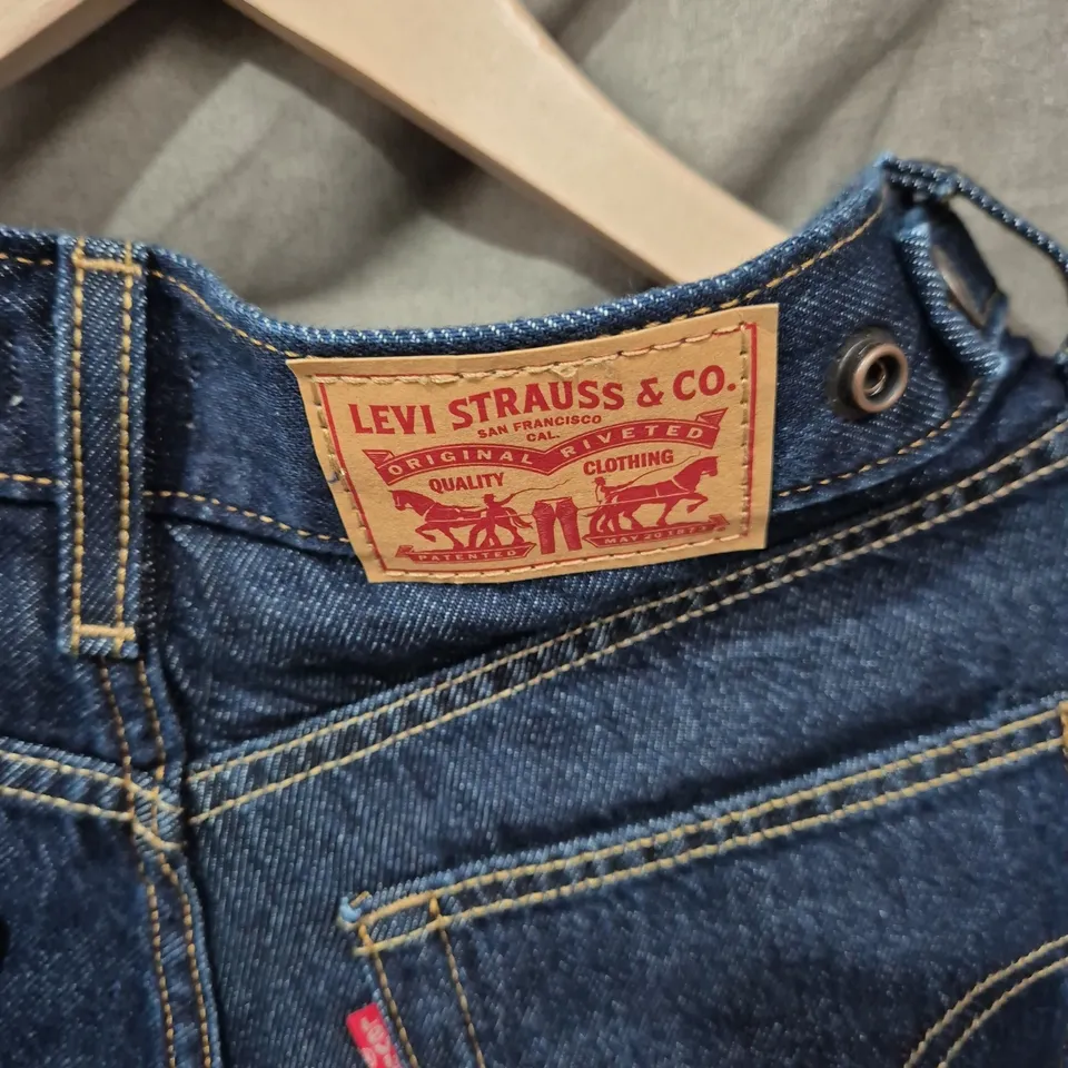 LEVI'S JEANS – INDIGO DENIM, 29 X 31 (UK 29)