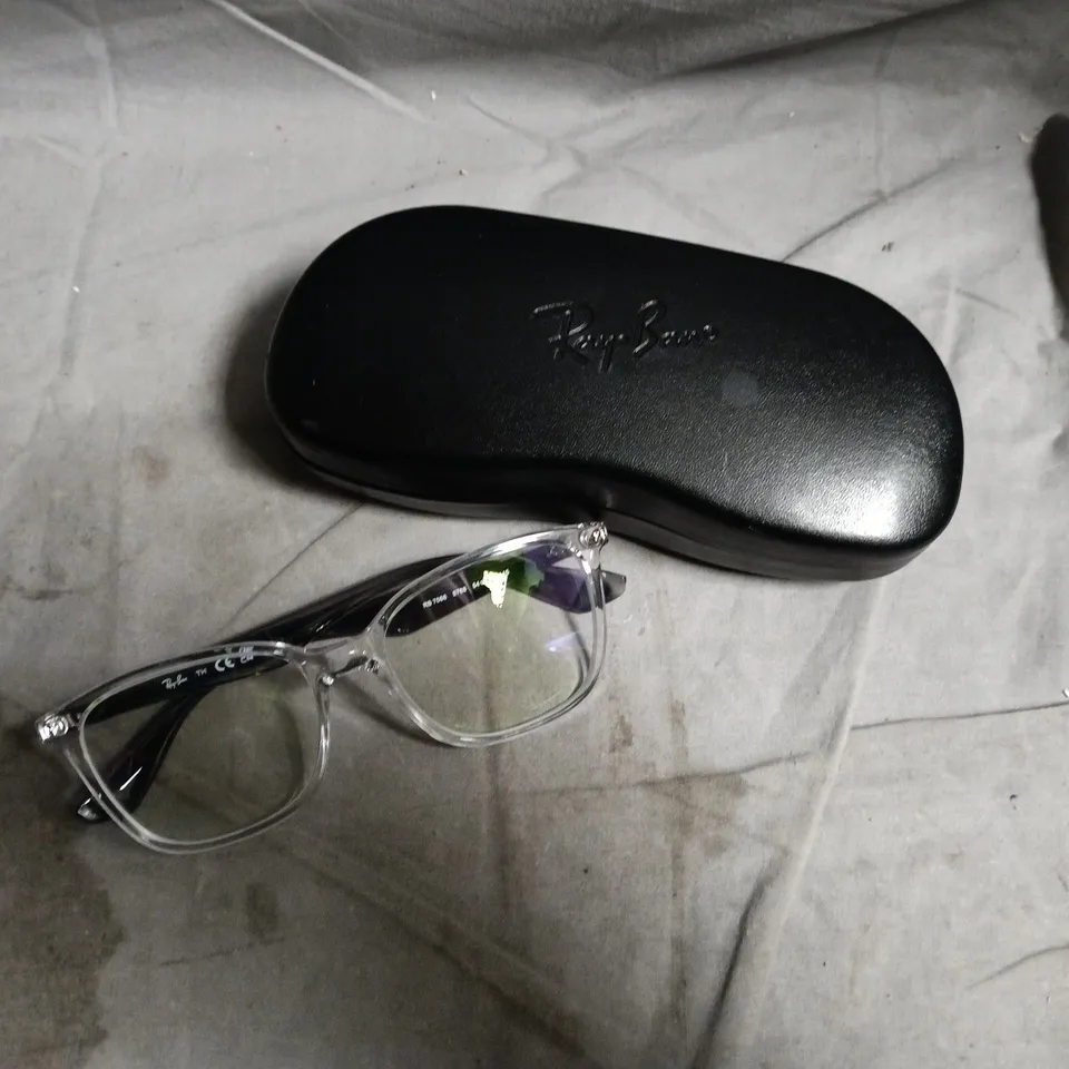 RAY-BAN PRESCRIPTION EYEGLASSES – CLEAR FRAME WITH BLACK CASE