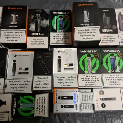 LOT OF 20 ASSORTED E-CIGARETTE SMOKING ITEMS TO INCLUDE GEEKVAPE, VAPORESSO AND VOOPOO