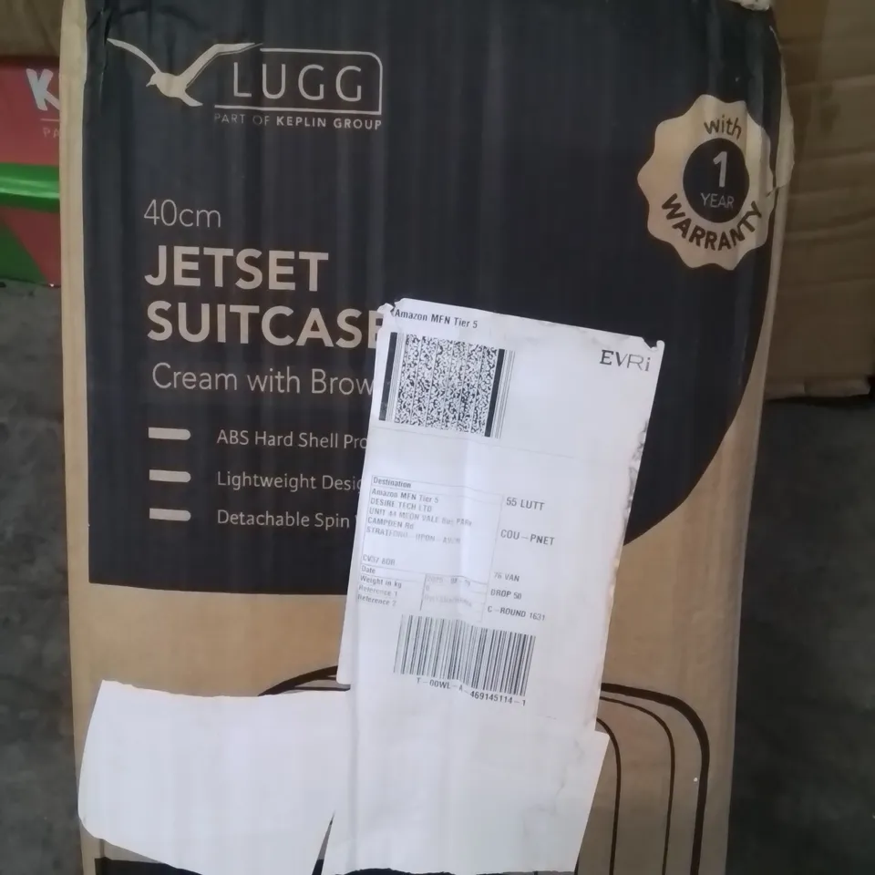 BOXED LUGG JETSET SUITCASE