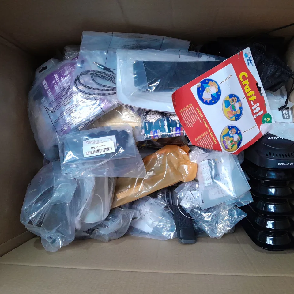 LARGE BOX OF ASSORTED HOUSEHOLD ITEMS TO INCLUDE AIR DRY CLAY SET, PHONE CASES AND MINI RADIATOR