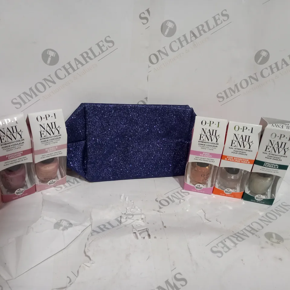 OPI 6 PIECE NAIL ENVY COLLECTION AND BAG 