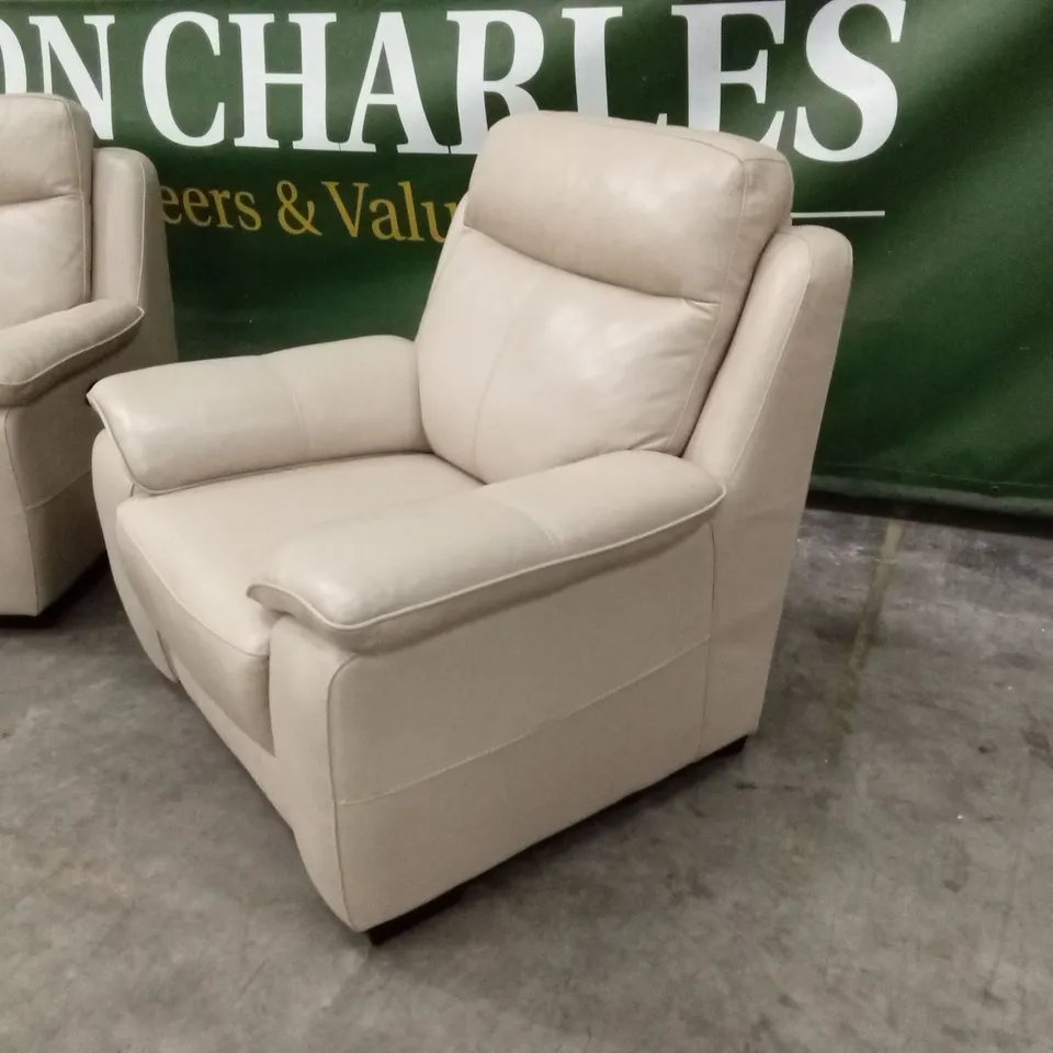 FURNITURE VILLAGE STARLIGHT POWER RECLINER LEATHER SOFA SUITE - BEIGE // 1 x 3 SEATER RECLINER SOFA, 1 x STATIC ARMCHAIR RRP £3390