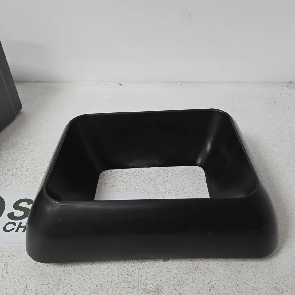 50L RECYCLING BIN WITH BLACK LID AND WASTE STICKER